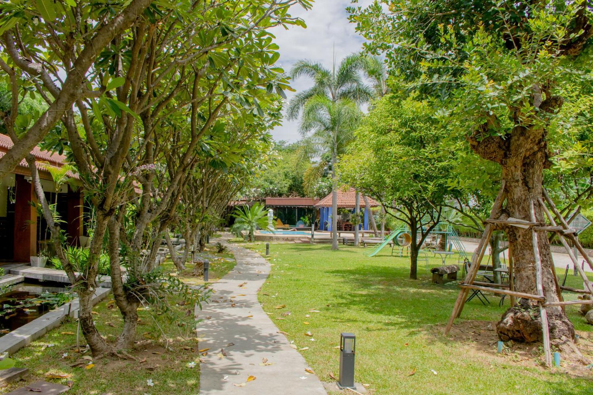 Namsai Resort Kanchanaburi Exterior foto